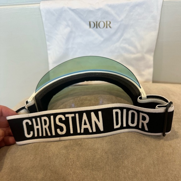 Christian Dior Visor - Picture 7 of 9